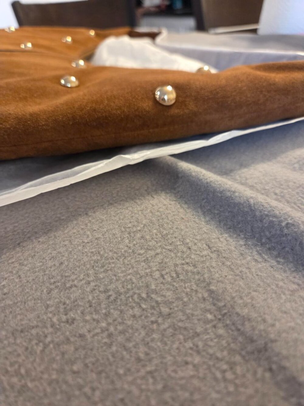 NWT The Essential Curve Shoulder Bag (Studed Suede/Dried Acorn) - Picture 14 of 15